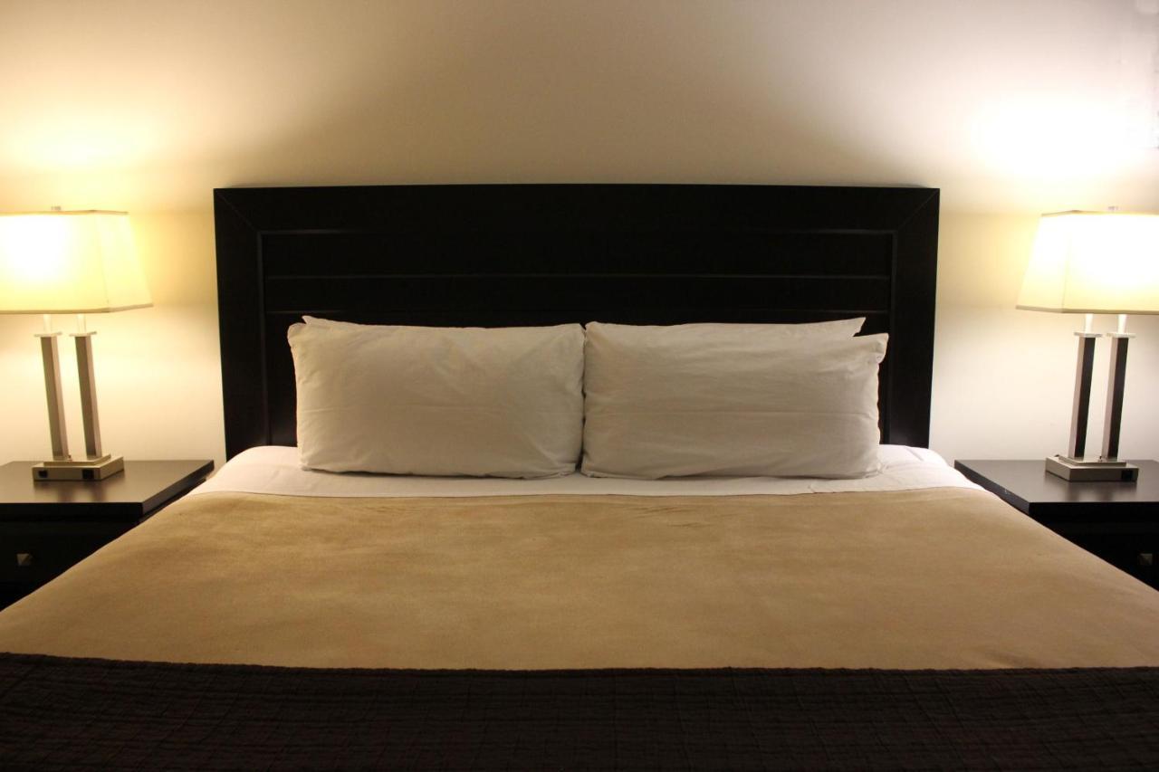 פרינס אלברט Coronet Hotel מראה חיצוני תמונה